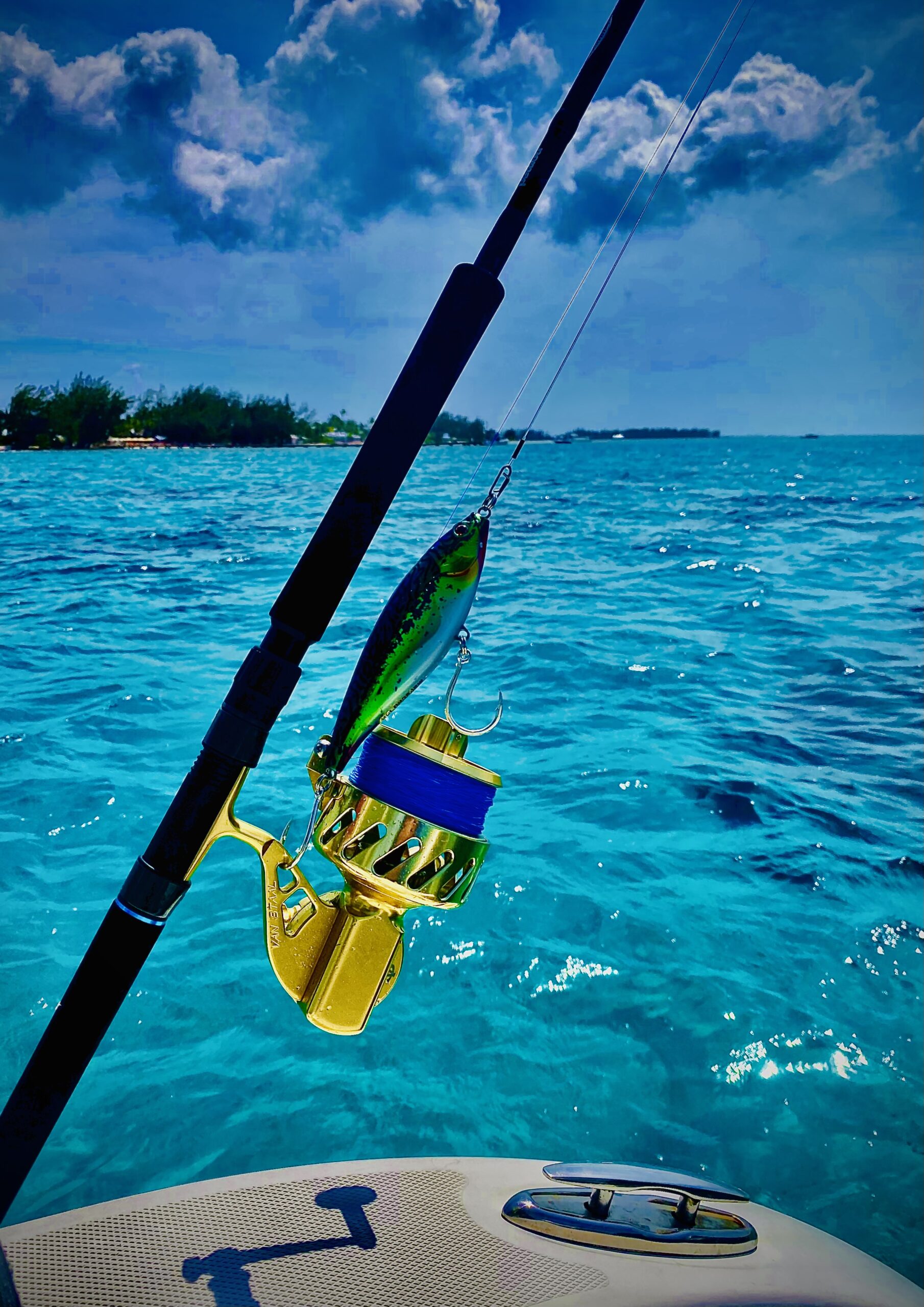 Reef fishing in Cayman Islands with Cayboss Charters